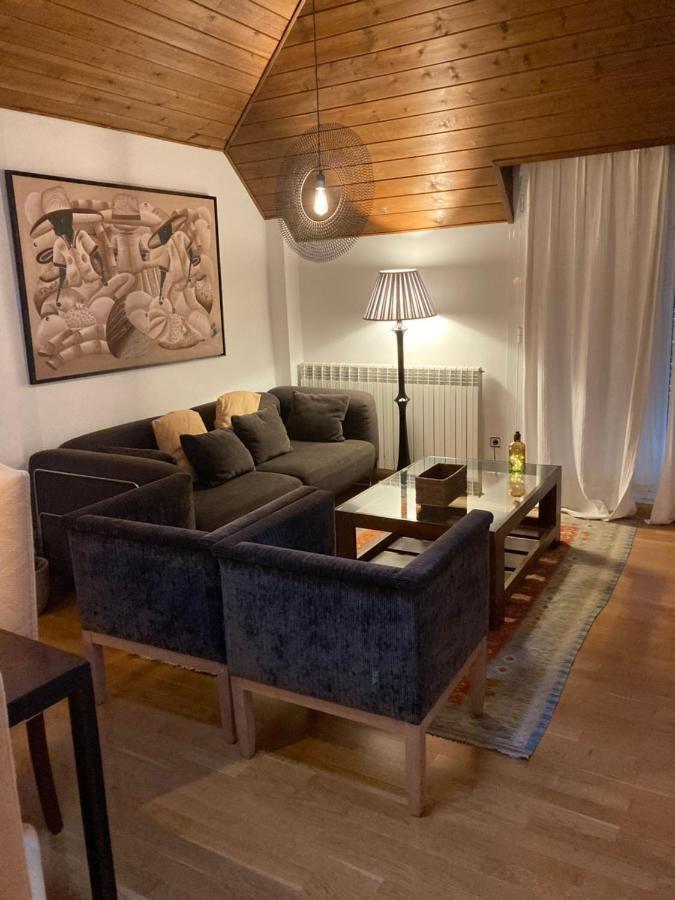 Apartamento Ático Jaca a 200 m de la Ciudadela Exterior foto